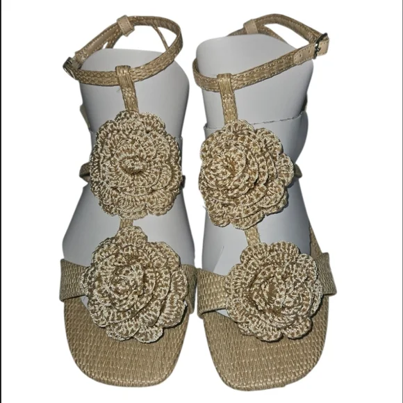 🌻 A New Day Esme Floral Tan Kitten Heels - Size 8.5 NWT - Picture 3 of 9